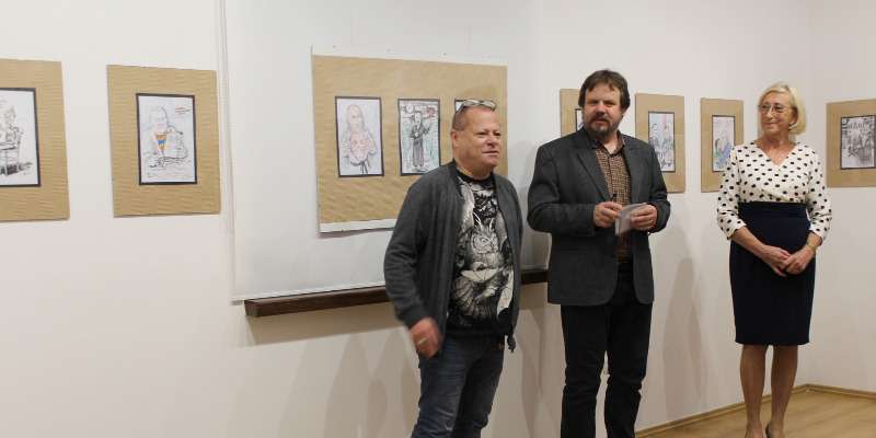 Wernisaż Wystawy Rysunku Wojciecha Atamana w Muzeum Narciarstwa im. Stanisława Barabasza w Cieklinie Wernisaż Wystawy Rysunku Wojciecha Atamana w Muzeum Narciarstwa im. Stanisława Barabasza w Cieklinie