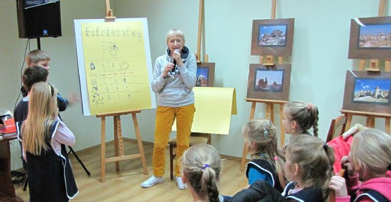 Spotkanie z Joanną Olech - GBP Filia w Cieklinie Spotkanie z Joanną Olech - GBP Filia w Cieklinie