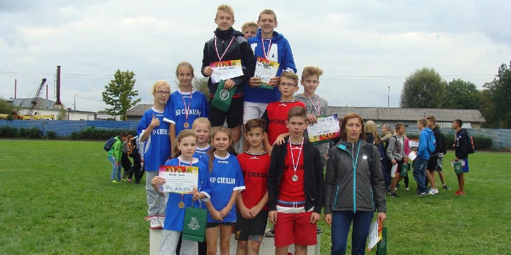 POWIATOWE INDYWIDUALNE MISTRZOSTWA W LEKKIEJ ATLETYCE W TRZCINICY POWIATOWE INDYWIDUALNE MISTRZOSTWA W LEKKIEJ ATLETYCE W TRZCINICY
