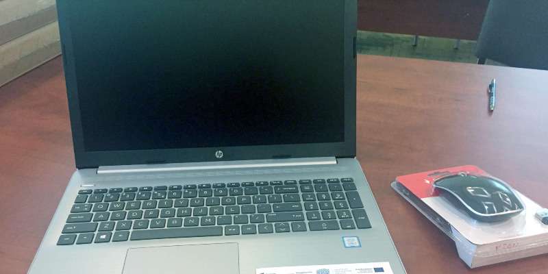 Laptopy dla uczniów w Gminie Dębowiec – projekt „Zdalna szkoła – wsparcie Ogólnopolskiej Sieci Edukacyjnej w systemie kształcenia zdalnego” Laptopy dla uczniów w Gminie Dębowiec – projekt „Zdalna szkoła – wsparcie Ogólnopolskiej Sieci Edukacyjnej w systemie kształcenia zdalnego”