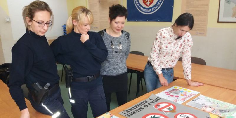 Konkurs plastyczny „Bezpieczne Wakacje 2016” rozstrzygnięty Konkurs plastyczny „Bezpieczne Wakacje 2016” rozstrzygnięty